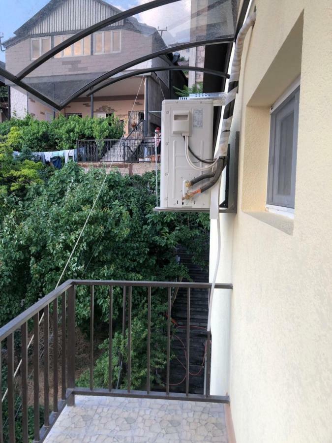 On Aygestan 11 Apartment *