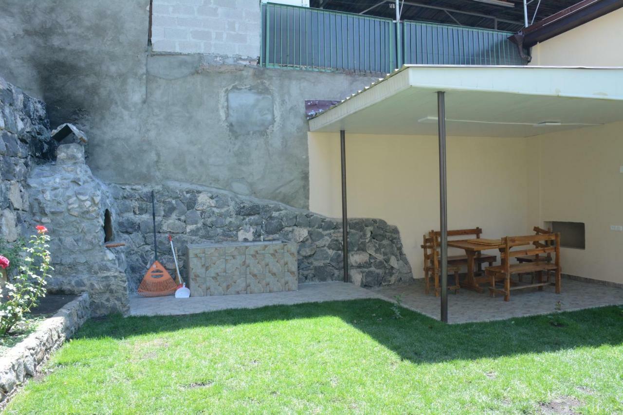 Apartment On Aygestan 11